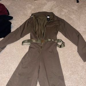 army green women jumpsuit with belt